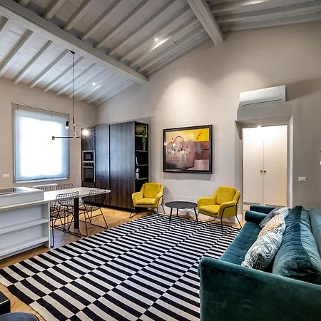 Apartamento Hs4u Ricasoli Luxury Near Duomo N.2